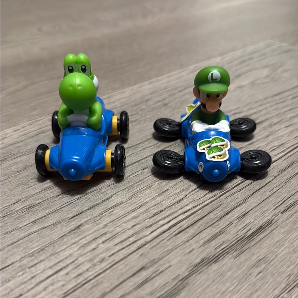 Yoshi and Luigi Blue Racing Toy Cars set